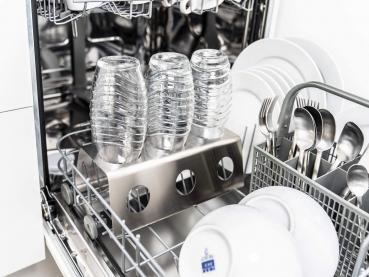 Two in ONE Abtropfhalter und Spülmaschineneinsatz - 5 fach - aus Edelstahl kompatibel mit Sodastream Crystal & Emil Flaschen - Flaschenhalter mit praktischer Deckelhalterung